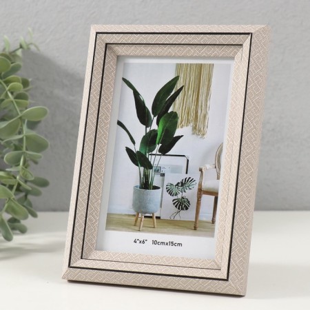Photo frame plastic 10x15 cm "Staircase with rhombuses" Beige 2x13x17.9 cm-2