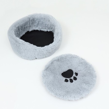 Sungory with a pillow fur, satin, perioteum, 40 x 40 x 16 cm, gray-4