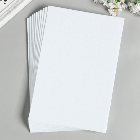 Hard felt 2mm 20x30 cm ts.660 white