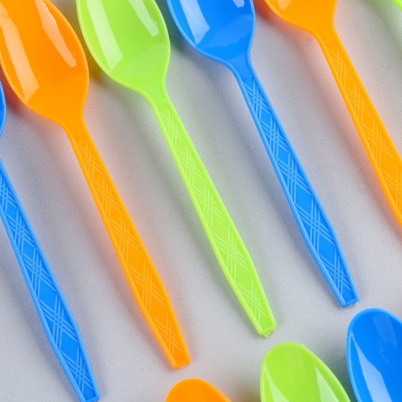 Tablespoons are plastic, in the set 12 pcs., Mix colors-2