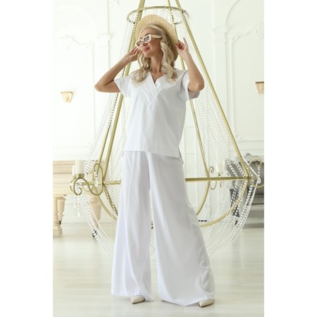 Female blouse, size 46-3