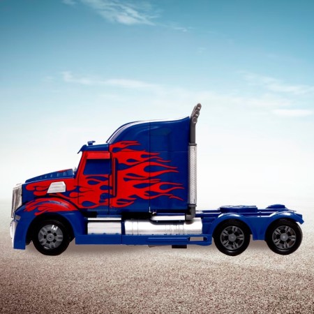 Autobot robot, transformed-5