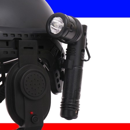The helmet of the policeman "Super Agent", light and sound effects, works from batteries-12
