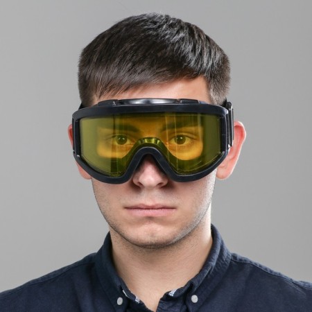 Mask glasses for motor vehicles, glass is two-layer yellow, the color is black-4