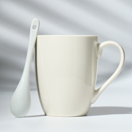 Ceramic mug with a spoon "New Year's toys", 310 ml, white color-3