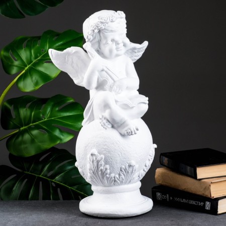 Figure "Angel with a violin smiling" white 26x21x46cm