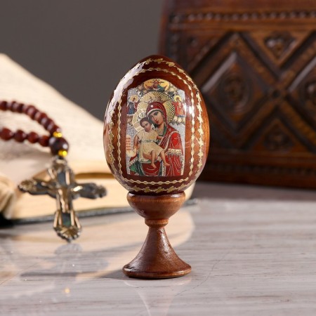 Souvenir egg on the stand icon "God's Mother of God is worthy"