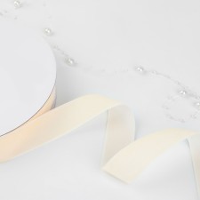 Velvet ribbon, 25 mm, 18 ± 1 m, dairy color No. 08