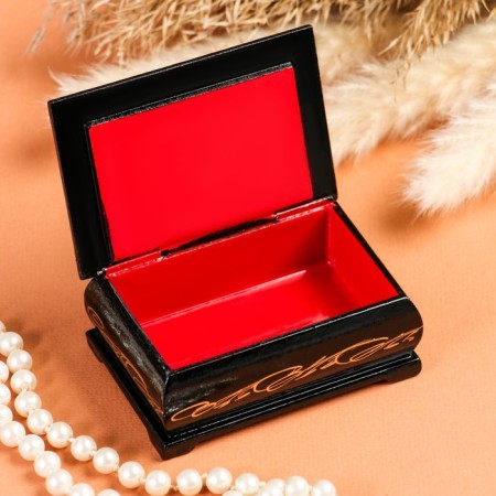 Casket "Basilka", 6 × 9 cm, lacquer miniature-1