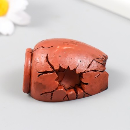 Figure for Florarium Polystone "Clousse of broken vase" 5x4x3.2 cm