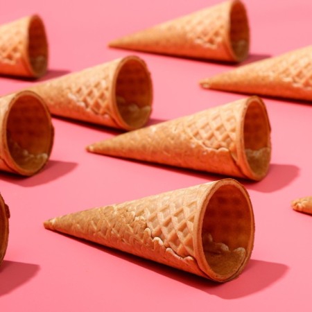 Wafer horns even edge are colorless, 27 pcs.-2