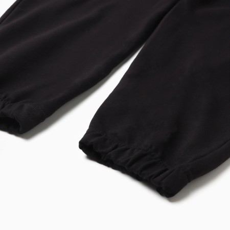 Women's trousers, black color, rr 46-2