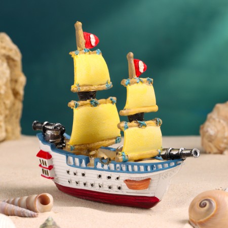 Souvenir ship "Sailor" 15*6*12cm