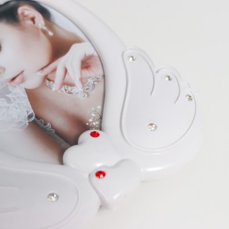 Photo frame plastic 10x15 cm "Two swan with hearts" White 14.5x18.5 cm-3