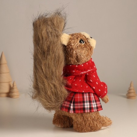 Decor "Squirrel in a checkered skirt and a knitted sweater" 11x17x20 cm-1