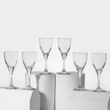 Set of glass glasses 