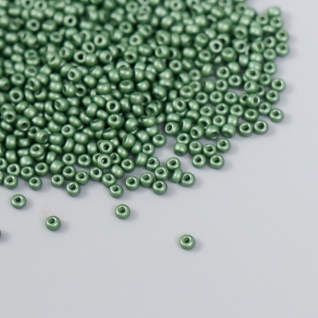 Glass 12/0 "Platino-green" 15 g