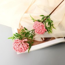 Artificial flowers 