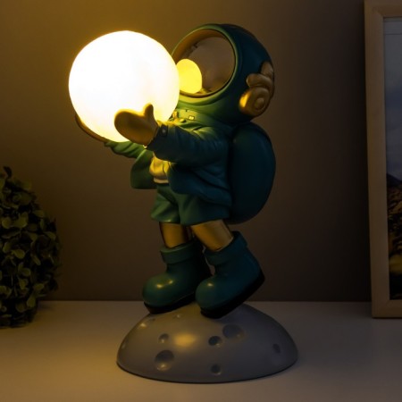 Sponel "Cosmonaut" LED from Batteries Green 16x16x30.5 cm Risalux-2