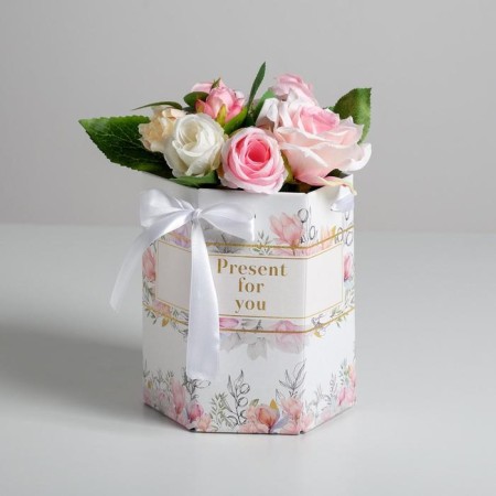Carriage for colors Folding hexagon "Pressent for You", 17 x 14.8 x 19.5 cm
