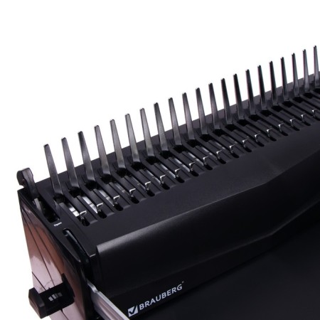 A brochure for a plastic spring, perforation up to 12 sheets, weaves up to 450 sheets, Brauberg B12 530959-5