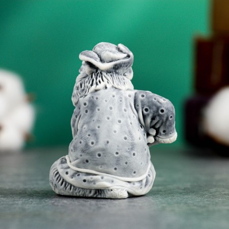 Figure "Bear plays on spoons" 6.3cm-2