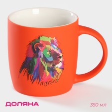 Porcelain mug 