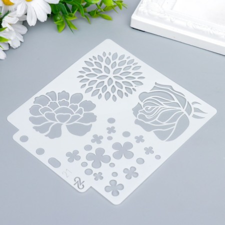 Plastic stencil "Different flowers" 13x14 cm-1