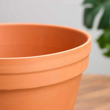 Flower pot "cone" 9 l-1