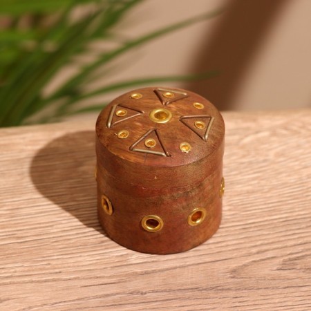 Bowing stand 5x5x5 cm, manpower