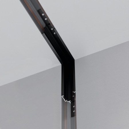 Internal connector for the built -in low -profile busbar Exiley-4