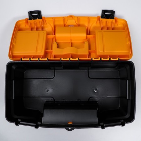A box for tools, with two consoles and boxes "Uranus" 21 ’-4