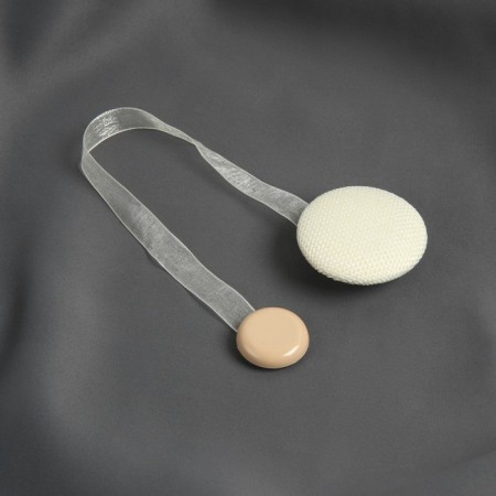 Picking for curtains "Circle", d = 5 cm, milk color-1