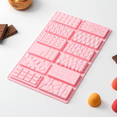 Chocolate chocolate form "Chocolate Assorted", silicone, 26.5 × 16.8 × 0.7 cm, 12 cells, pink color