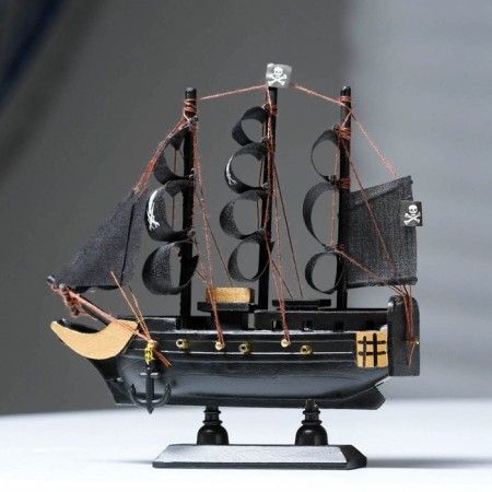 Ship Sixput Gangut, black sails, 16x4x15.5cm