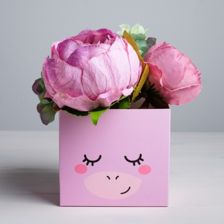 Box for flowers with the topper "Miracle", 11 x 12 x 10 cm-1