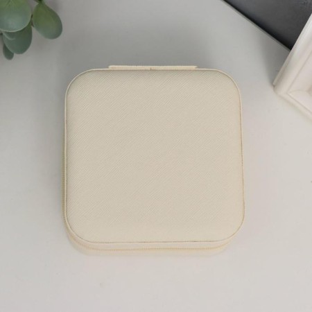 Casket to the leatherette for jewelry "Strokes. Beige" 5x10x10 cm-3