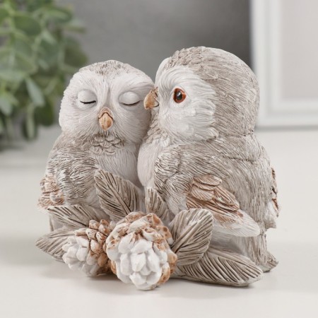 Souvenir Polystone "Tentative owls with a bouquet of cones" 11.5x9.5x9 cm-3