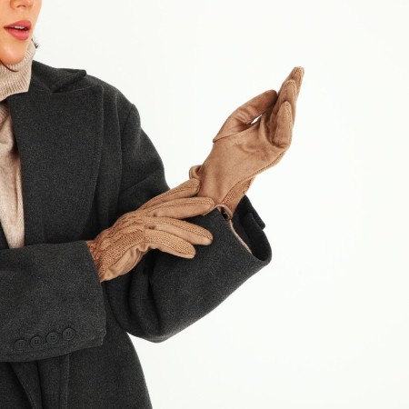 Gloves are female, dimensionless, with insulation, beige color-4
