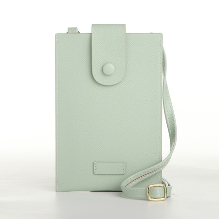 Female bag, cross-bodi, on the magnet, the color is green