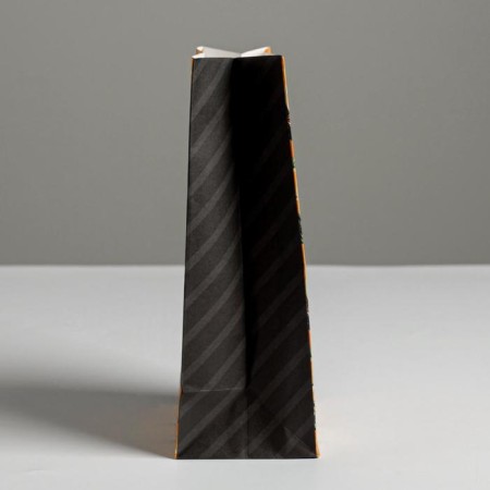 A package without handles “Happy New Year!”, 10 x 19.3 x 7 cm, New Year-4