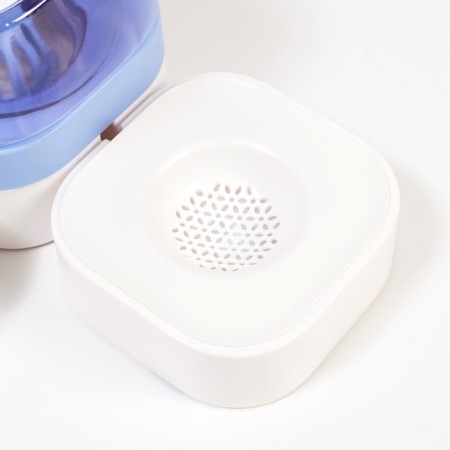 Auto feeder with a removable lid, a container of 1.8 liters, purple-4