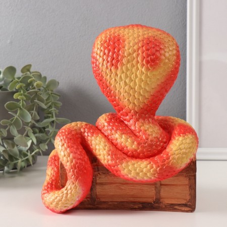 New Year's figure "Cobra on the chest" 20 x 17 x 12 cm.-4