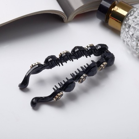 Hair Banana "Miley" chamomile, 10 cm, black-1
