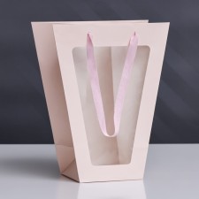 Package-carrier for flowers 18 × 14 × 35 x 28 cm, pink