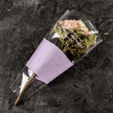Packet stoop for flowers, with non -woven material, 26+7x37 cm, lilac