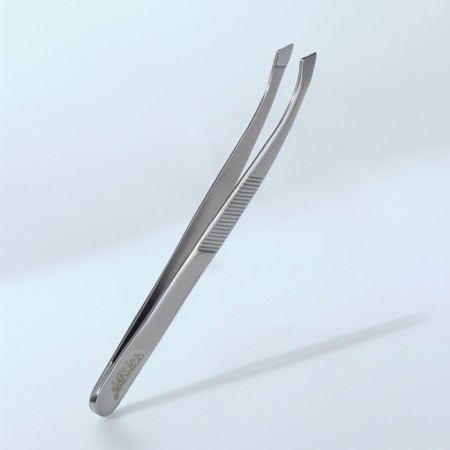 Pinzet is bent, wide, 8.5 cm, on the blist, the color is silver, B-5561-S