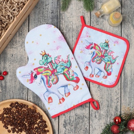 Set of kitchen. "Dragon and unicorn": mittens 20x28 cm, severity 17x17 cm, 35% HL, 65% PE, VATI