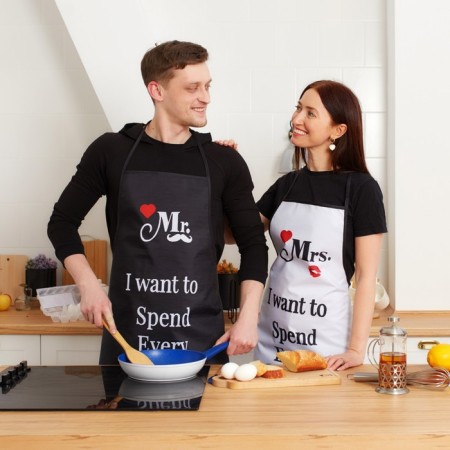 Apron of Dolyana MRS. 70x80cm, 100%PE-1