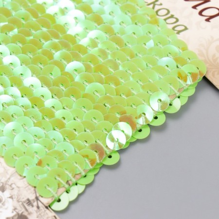 Thread from the sequins of pearl "green" winding 2.5 m-2